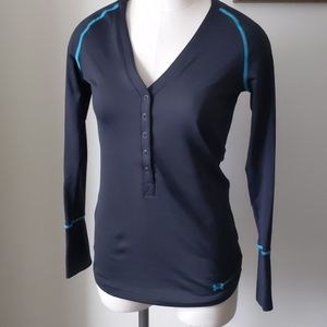 Under Armour cold gear henley top  S